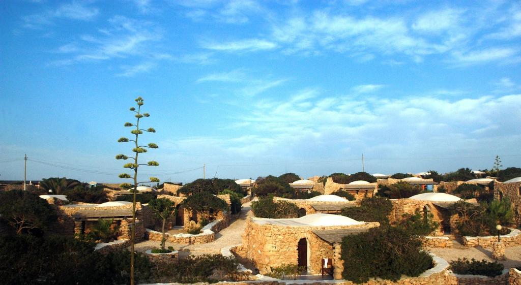 I Dammusi Di Borgo Cala Creta Hotell LMP Exteriör bild